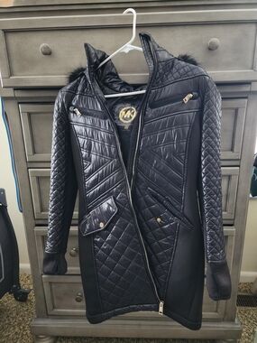 Michael Kors Black Quilted Long Puffer Coat with Fur Trim